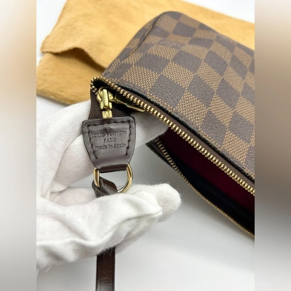 Louis Vuitton LV Accessories Pouch Bag Pochette Accessoires Damier Ebene reg sz